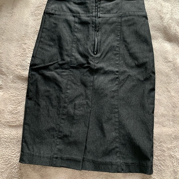Vintage pencil skirt - Picture 3 of 4